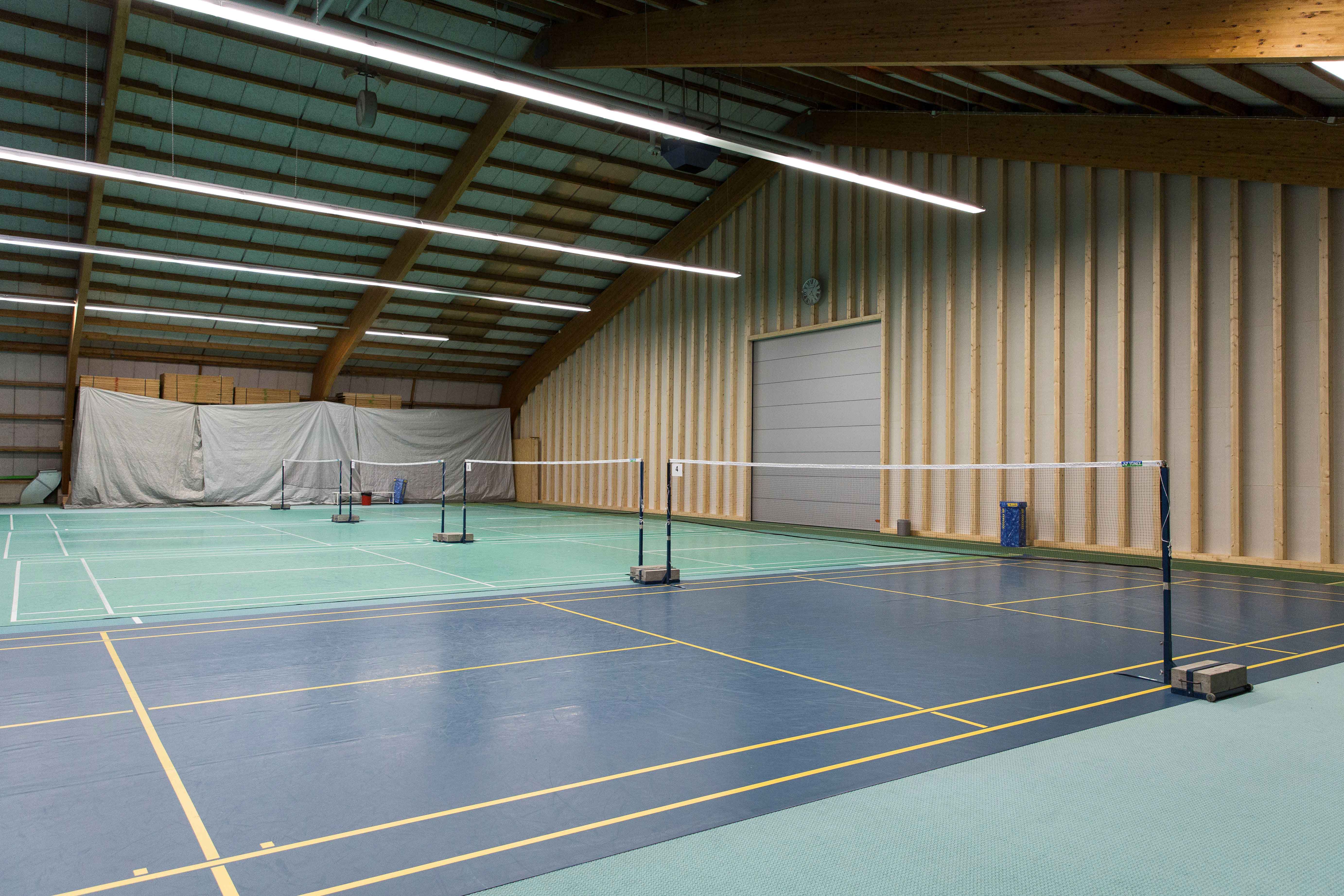 Badmintonfelder und Halle